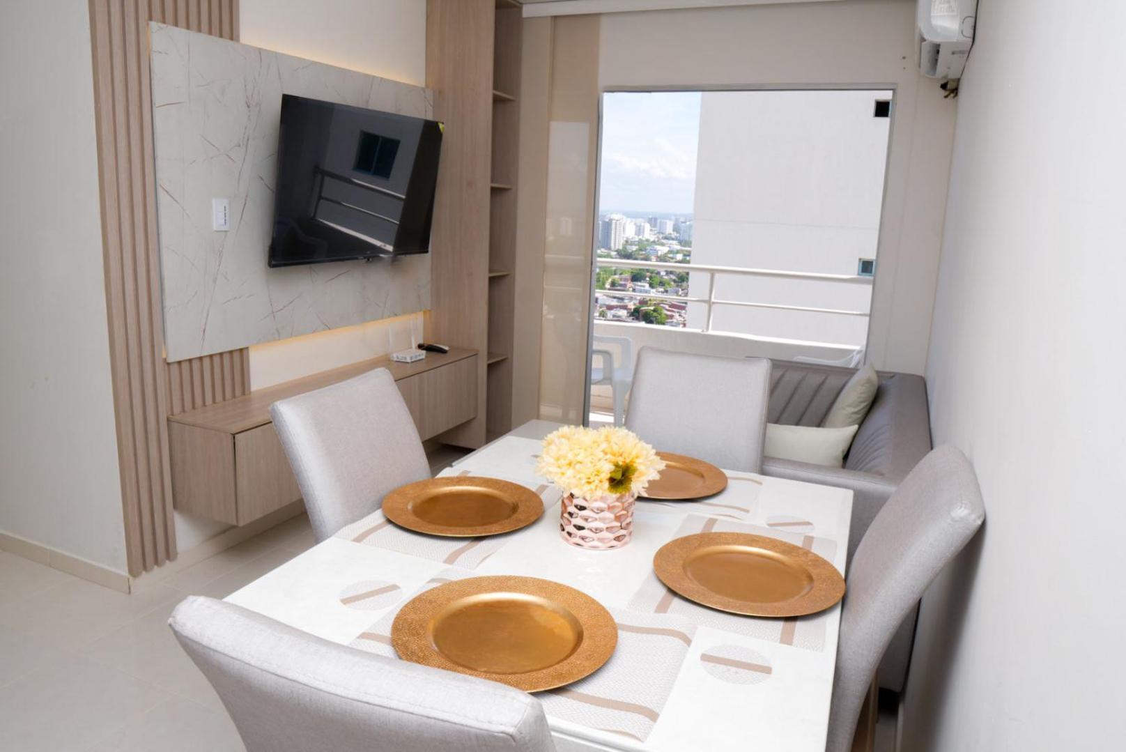 Vista Panoramica Al Mar Y Piscina * Cartagena